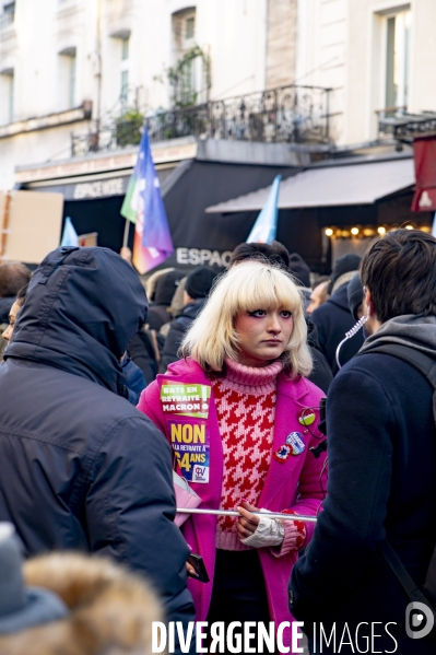 Les jeunes manifestent contre la réforme des retraites