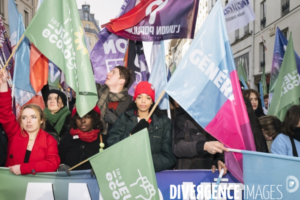 FRA-Manifestation-Reforme Retraite- Jeunes et LFI -Paris