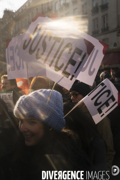 FRA-Manifestation-Reforme Retraite- Jeunes et LFI -Paris