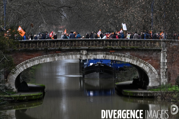 Toulouse : 1ere manifestation contre la reforme de la retraite