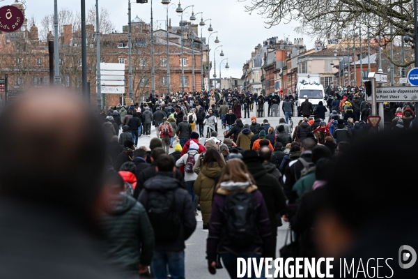 Toulouse : 1ere manifestation contre la reforme de la retraite