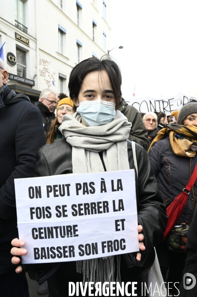 La jeunesse manifeste contre la reforme des retraites, à paris