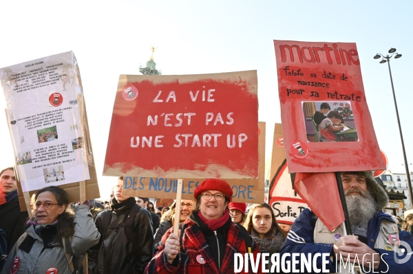 La jeunesse manifeste contre la reforme des retraites, à paris