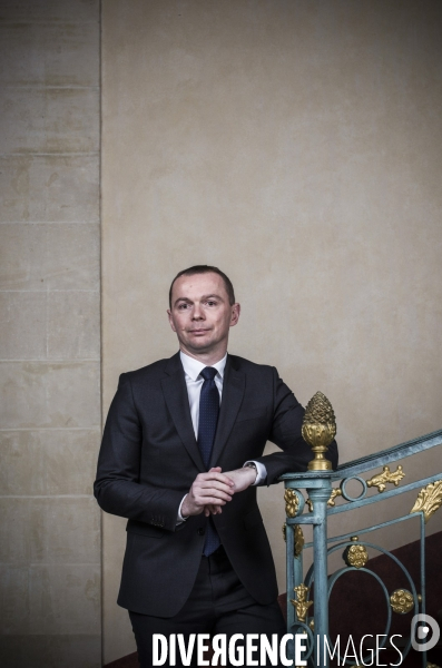 Portrait d olivier dussopt, ministre du travail.