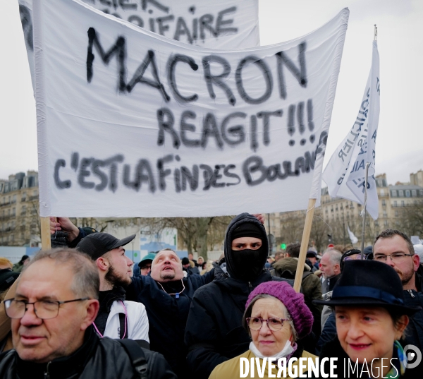 Manifestation de commerçants à l appel du collectif pour la survie de la boulangerie et de l artisanat