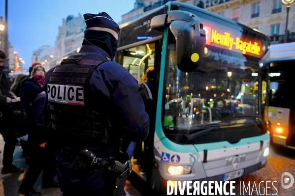 Policier Gare du nord