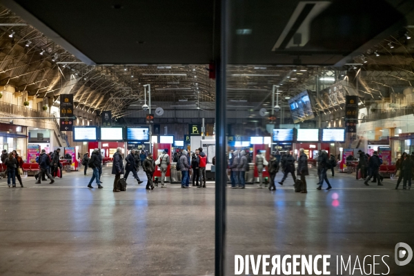 Gare de l Est : le trafic interrompu