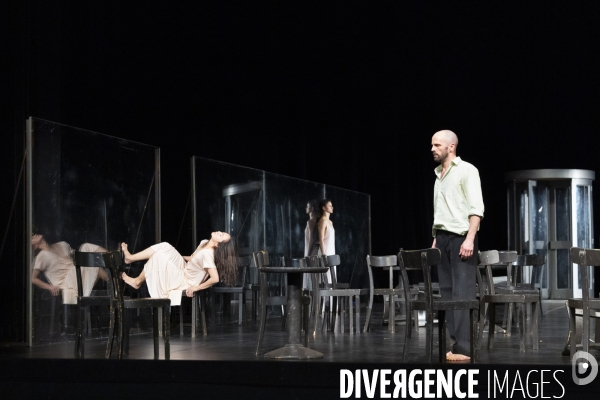 CAF¢ MÜLLER de Pina Bausch