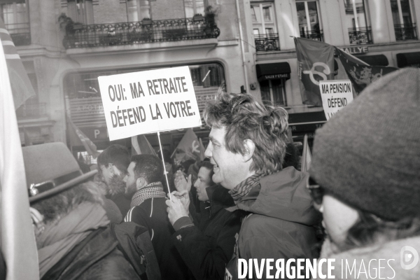 FRA-Manifestation-Reforme Retraite- Jeunes et LFI -Paris