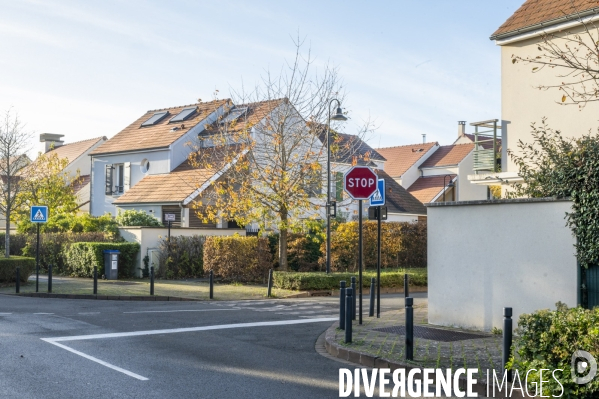 La ville nouvelle de Serris (Seine-et-Marne), accessible depuis Paris par le RER Val d Europe, et à deux pas de Disney Paris, championne de la location de meublés touristiques.