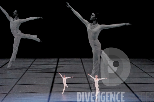 Dance / Lucinda Childs / Ballet de l Opéra de Lyon