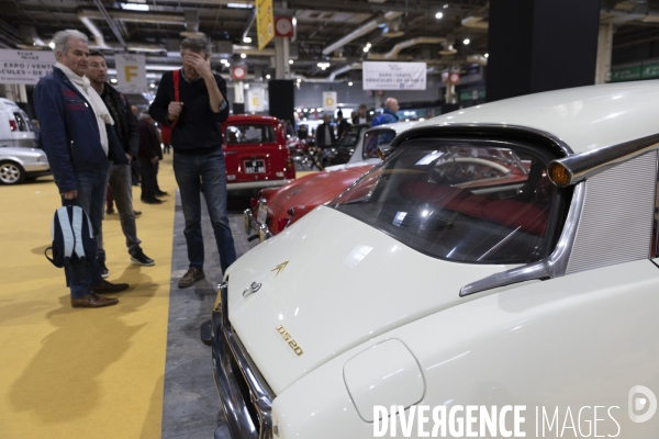 Les voitures des années 60 au salon rétromobile 2023