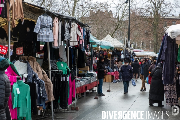 Le marché de Saint-Denis - Illustration