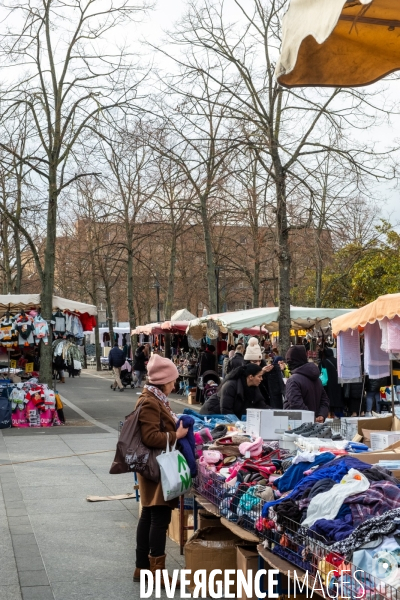 Le marché de Saint-Denis - Illustration