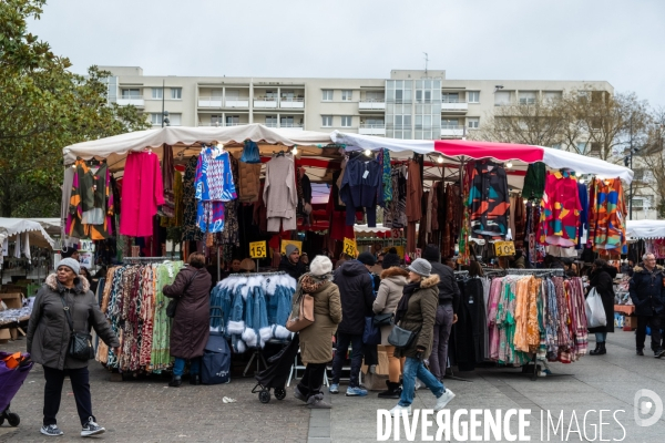 Le marché de Saint-Denis - Illustration