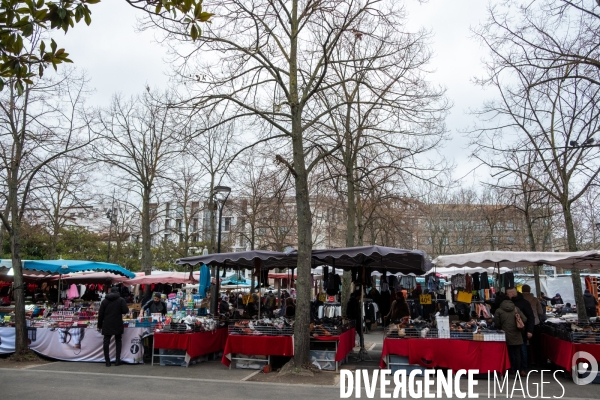 Le marché de Saint-Denis - Illustration