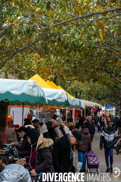 Le marché de Saint-Denis - Illustration