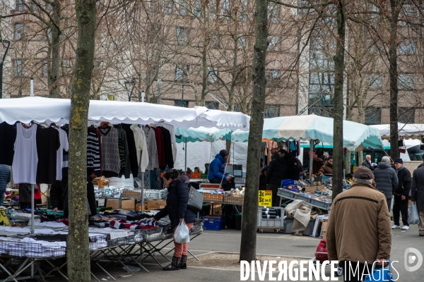 Le marché de Saint-Denis - Illustration