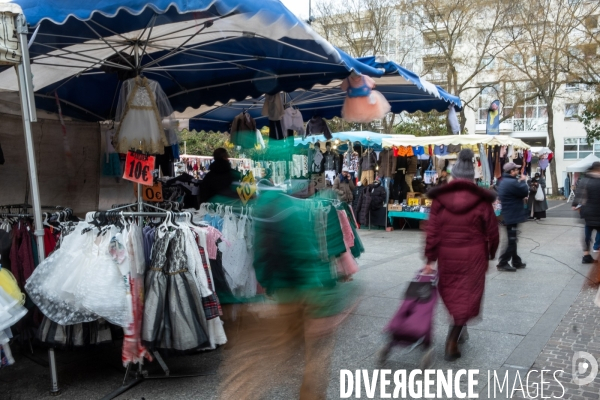 Le marché de Saint-Denis - Illustration