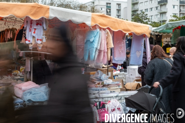 Le marché de Saint-Denis - Illustration