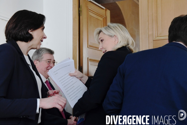 Conference de presse de marine Le Pen contre la réforme des retraites