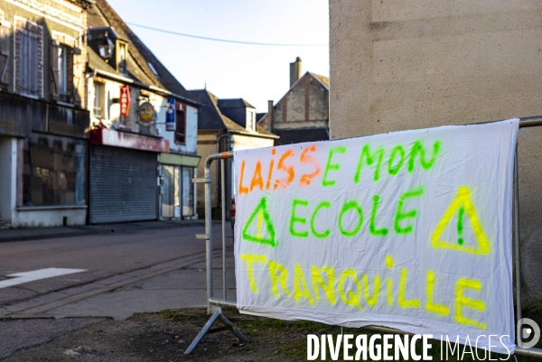 Contre la fermeture de classes dans l Eure