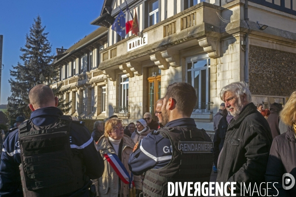 Contre la fermeture de classes dans l Eure