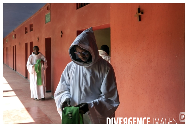 Keur Moussa l Abbaye du Senegal