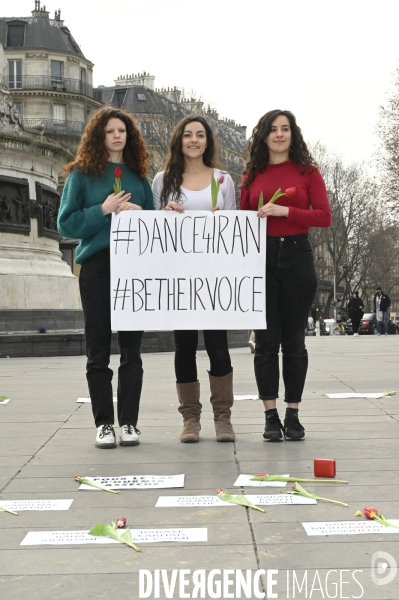 Action d  Extinction Rebellion en soutien à la contestation iranienne, aux femmes iraniennes, et contre le pouvoir en Iran.