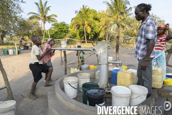 Jelusio gamin de la brousse Mozambicaine