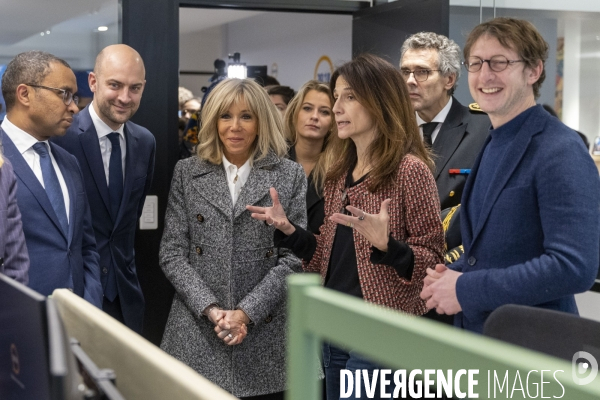 Brigitte MACRON rend visite à l association e-Enfance