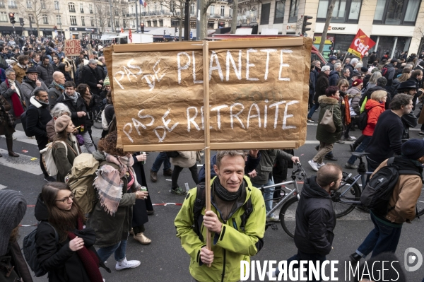 La manifestation contre la reforme des retraites, paris le11/02/2023