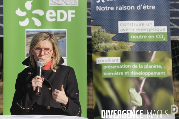 Ministre de la Transition énergétique, Agnès Pannier-Runacher visite une centrale photovoltaïque