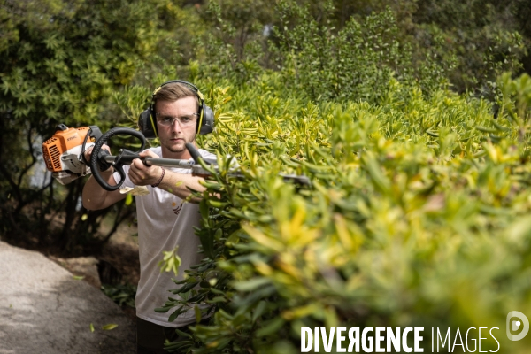 Apprentissage jardinier paysagiste chez les compagnons du devoir et du tour de france