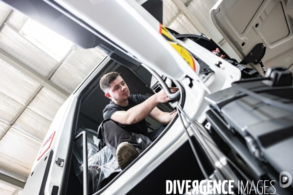 Apprentissage en carrosserie industrielle chez les compagnons du devoir et du tour de france