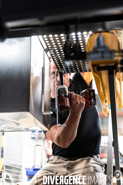 Apprentissage en carrosserie industrielle chez les compagnons du devoir et du tour de france