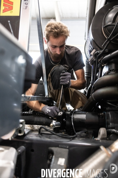Apprentissage en carrosserie industrielle chez les compagnons du devoir et du tour de france