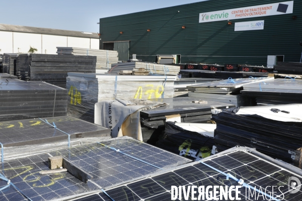 ENVIE 2E est une usine de recyclage de panneaux solaires photovoltaïques