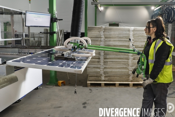 ENVIE 2E est une usine de recyclage de panneaux solaires photovoltaïques