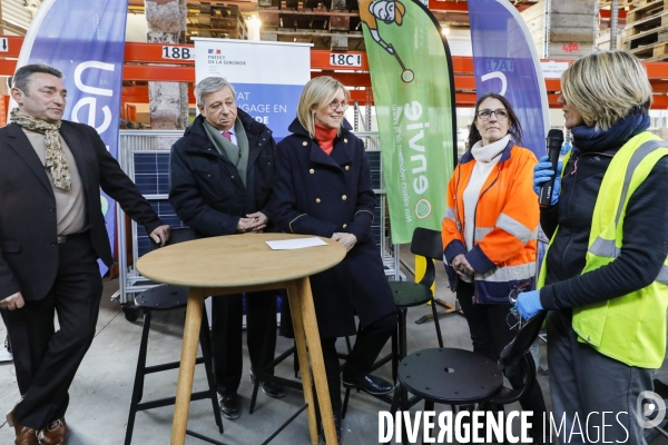 ENVIE 2E est une usine de recyclage de panneaux solaires photovoltaïques