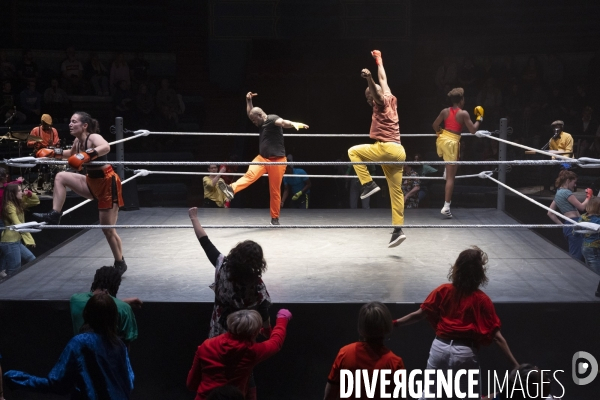 A NOS COMBATS de Salia Sanou