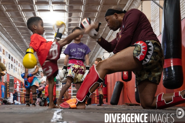 Boxe thaïlandaise. Eyes on Mainstreet