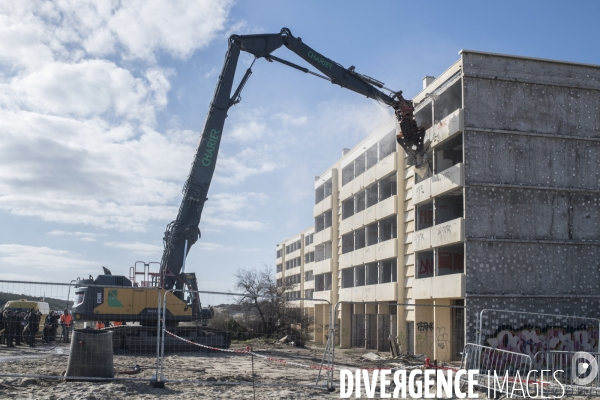 Demolition du Signal