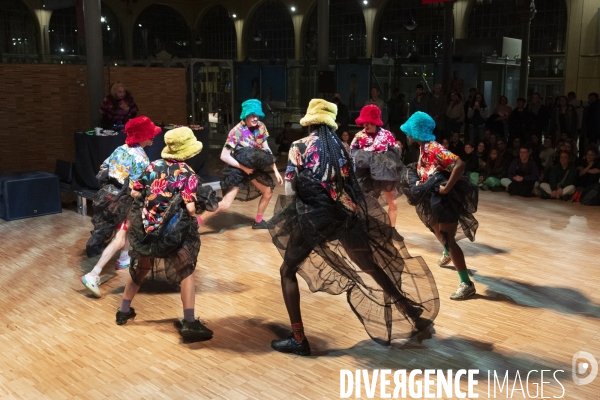 Happy Hype - Collectif Ouinch Ouinch