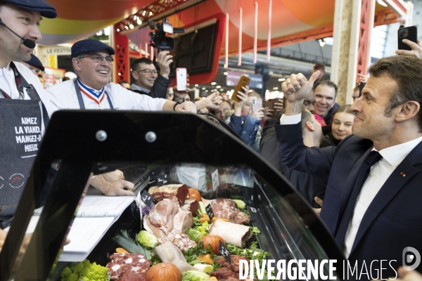 Emmanuel MACRON visite le Salon de l Agriculture