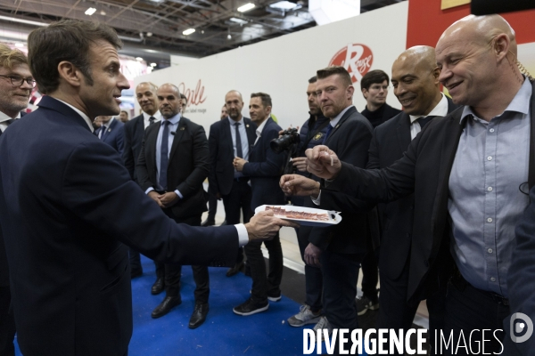 Emmanuel MACRON visite le Salon de l Agriculture