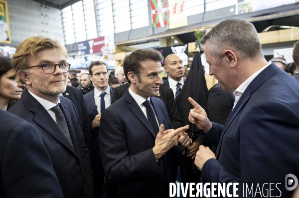 Emmanuel MACRON visite le Salon de l Agriculture