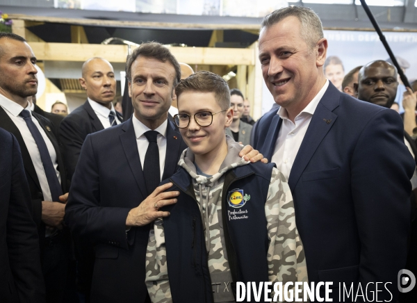 Emmanuel MACRON visite le Salon de l Agriculture