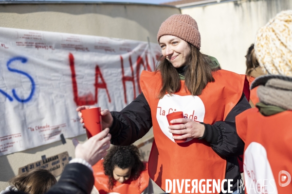 La Cimade - Manifestation devant le CRA du Mesnil-Amelot