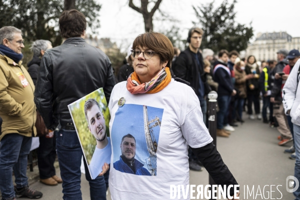 Rassemblement  Stop à la mort au travail 